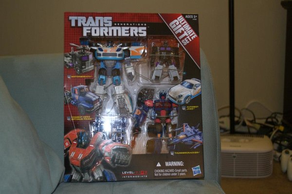 In Hand Images Of Transformers  Generations Ultimate Giftset   (1 of 4)